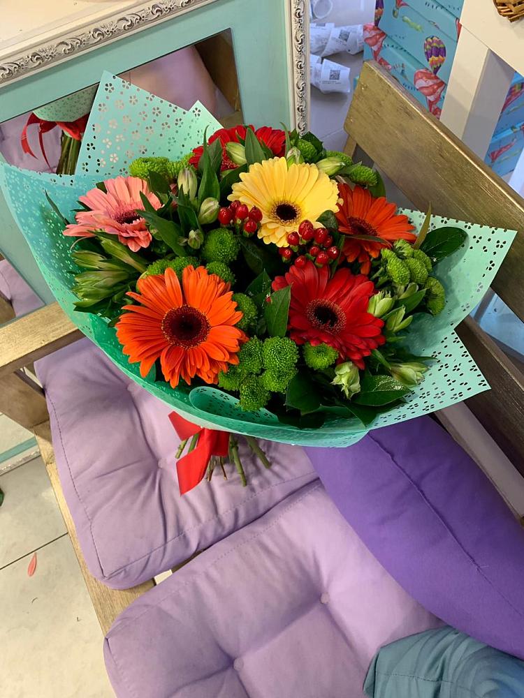 Букет цветов из: Герберы, Хризантемы и Альстромерии в Горки-8
