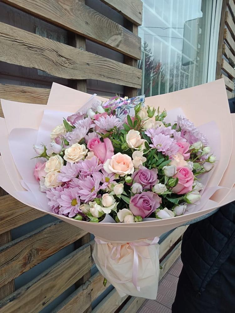 Букет цветов из: Розы и Хризантемы в Горки-8