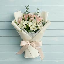 Букет цветов из:  Альстромерии в Горки-8
