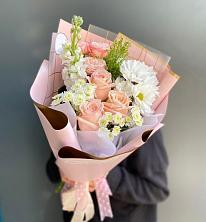 Букет цветов из:  Хризантемы и Розы в Горки-8