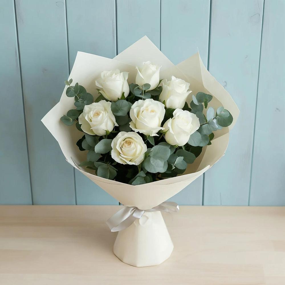Букет Белые розы в Эвкалипте в Горки-8