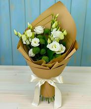 Букет цветов из:  Хризантемы и Лизиантусы в Горки-8