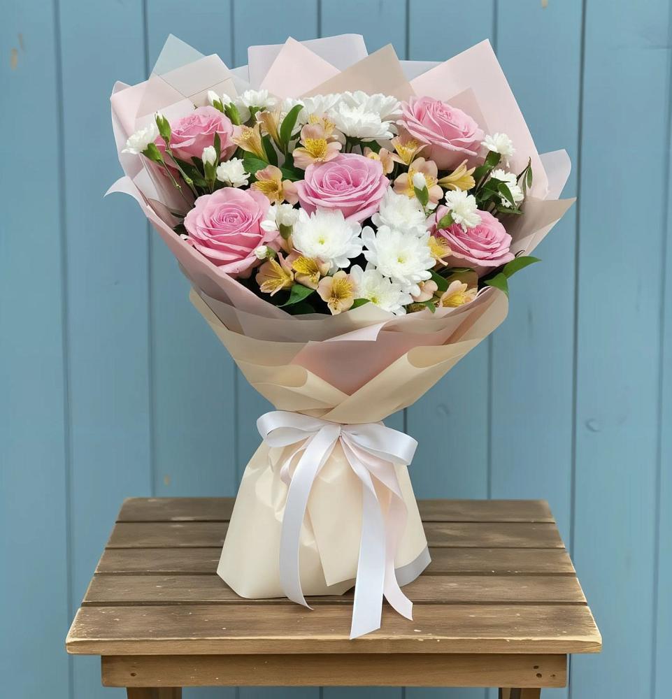 Букет цветов из: Гвоздики, Орхидеи и Розы в Горки-8