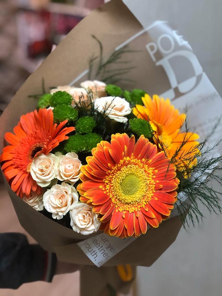 Букет цветов из: Герберы, Хризантемы и Розы в Горки-8