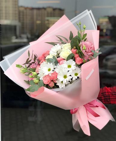 Букет цветов из: Розы, Лизиантусы и Хризантемы в Горки-8