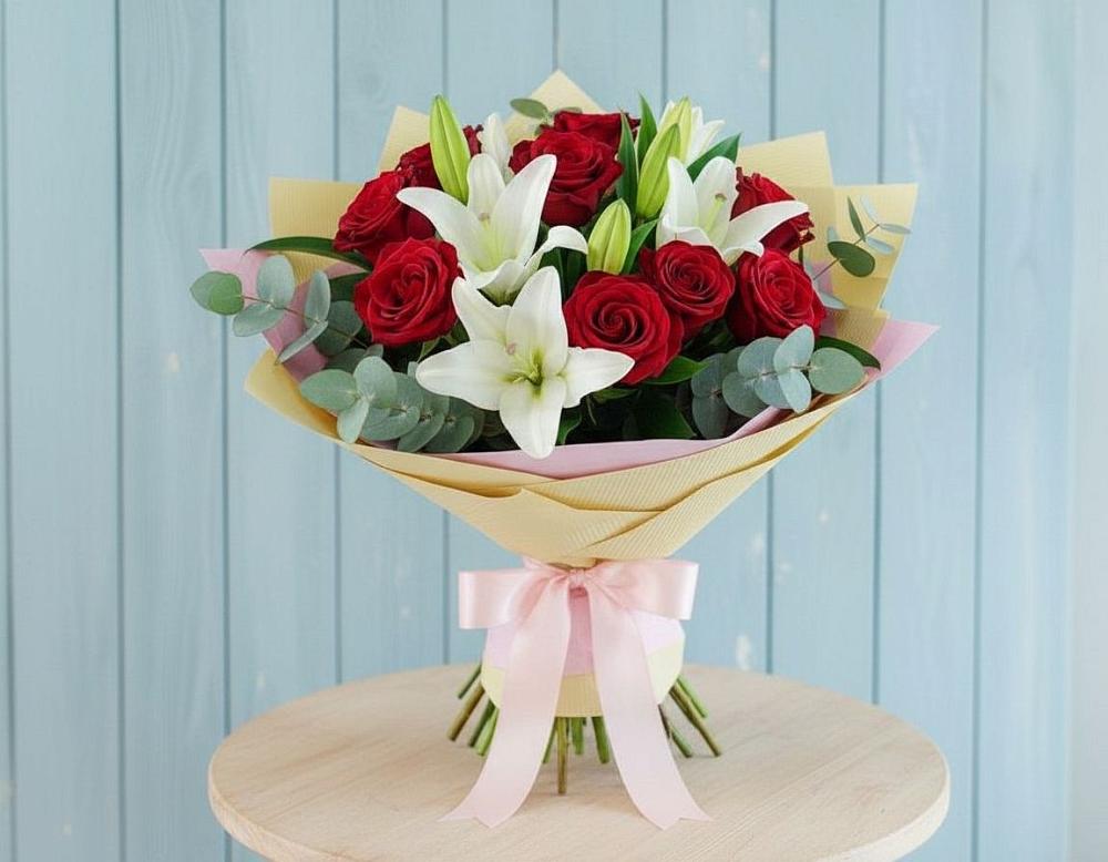 Букет цветов из: Лилии и Розы в Горки-8
